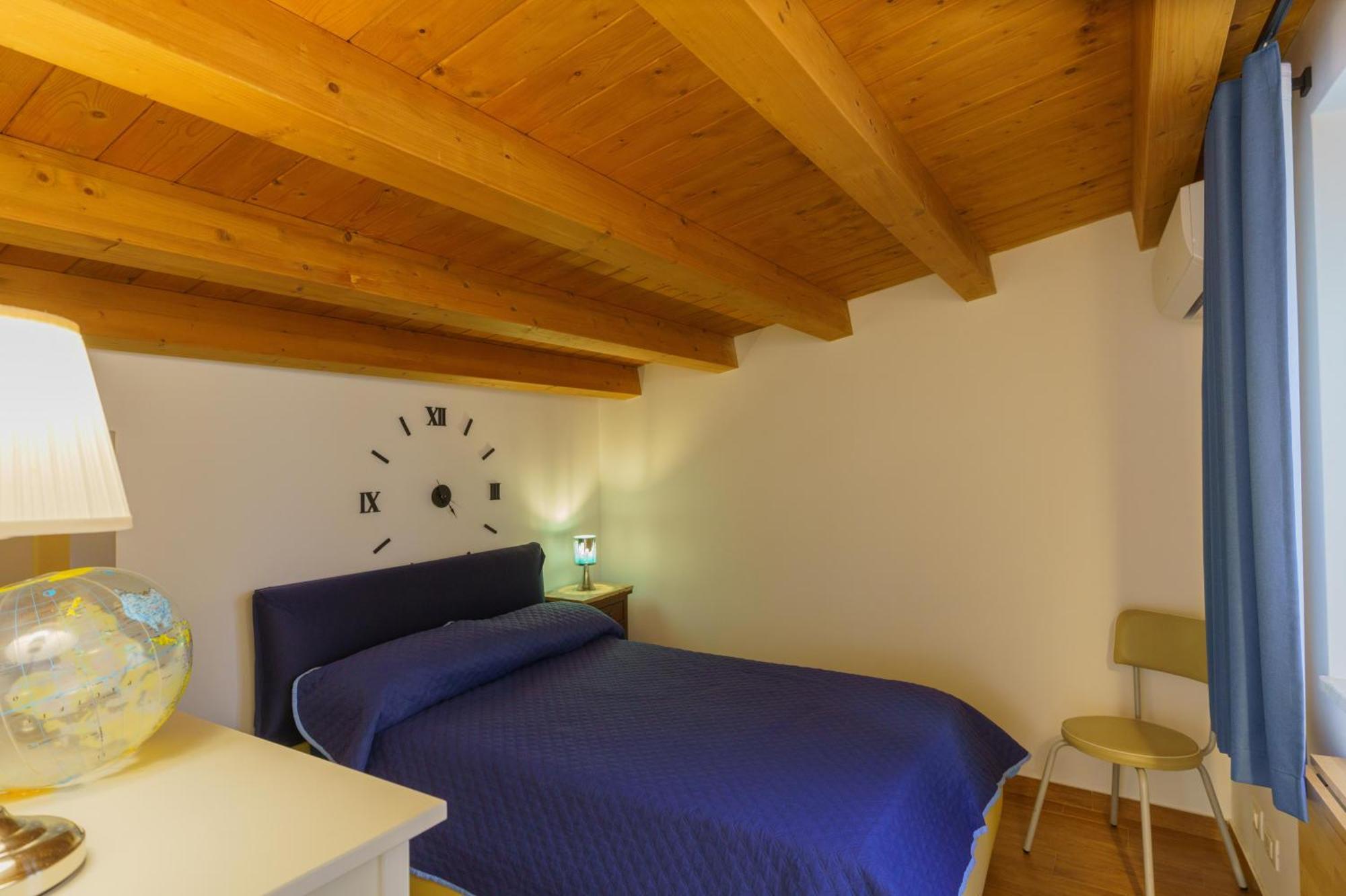 Maquedino Holiday Home & Terrace - Cozy Central Loft Palermo Exterior photo